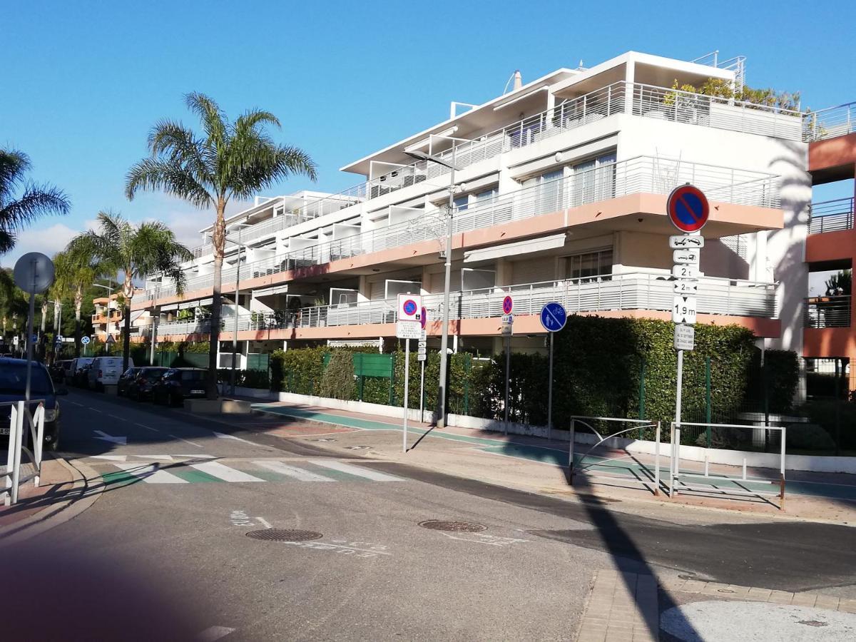 Appartement 2P Et Parking Prive A 50M Des Plages. Villeneuve-Loubet Exterior foto